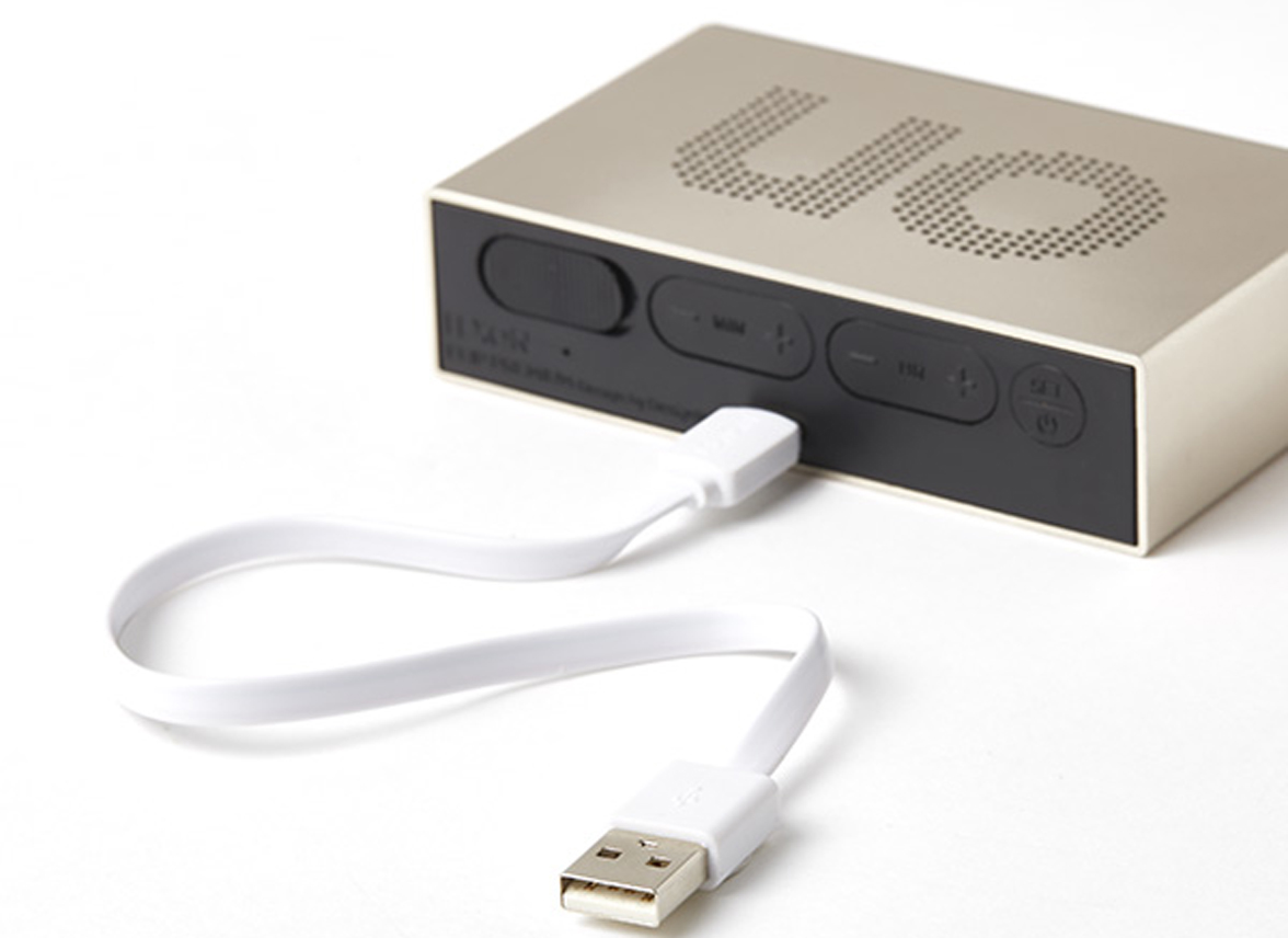 Lexon wekker Flip Premium gold Lexon wekker Flip Premium gold