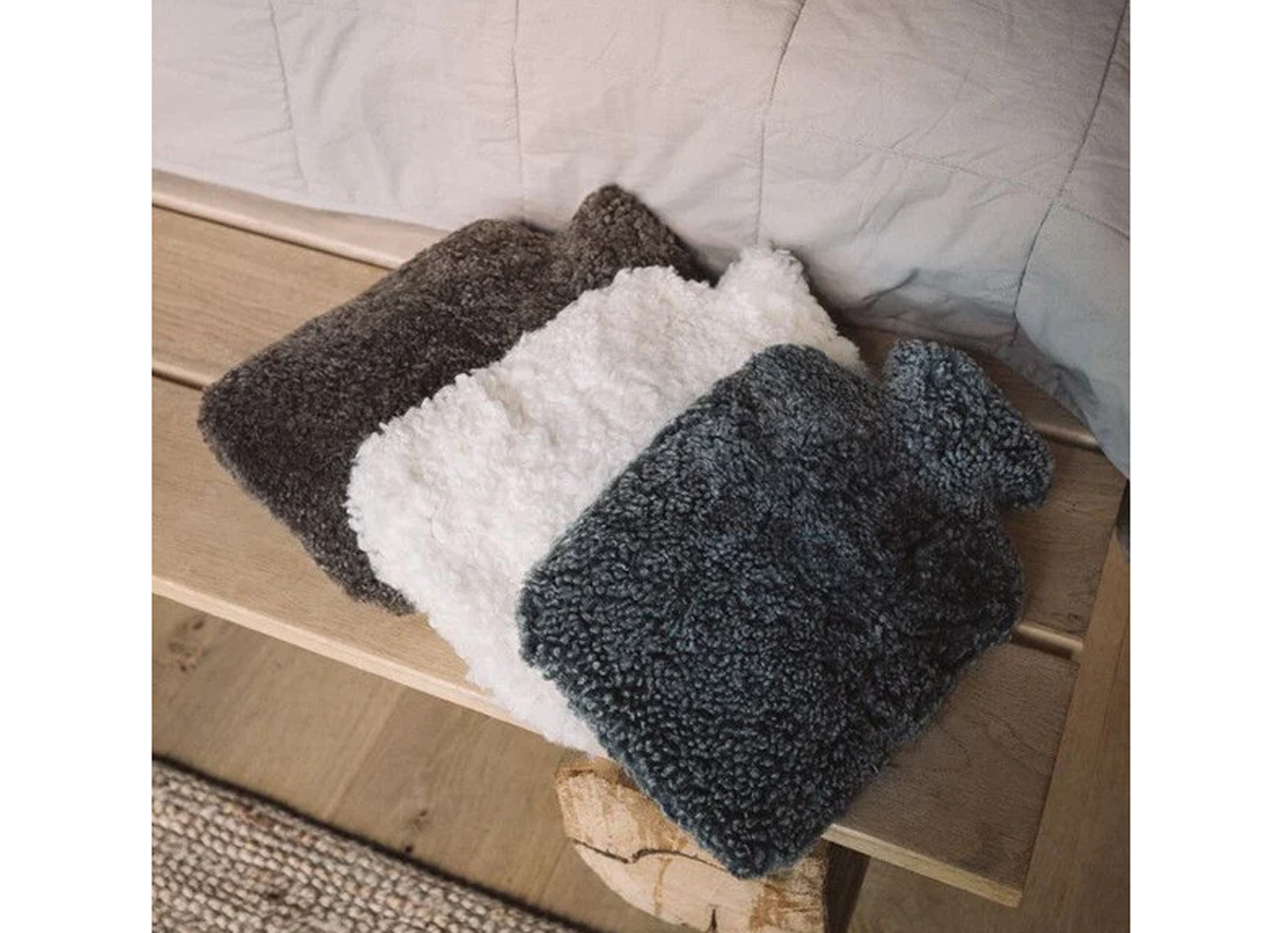 Natures Collection Schapenvacht kruik pearl Natures Collection Schapenvacht kruik pearl